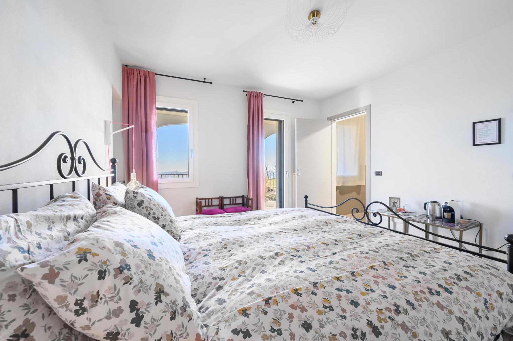 Villa Rocco Country House Ozzano Monferrato Екстериор снимка