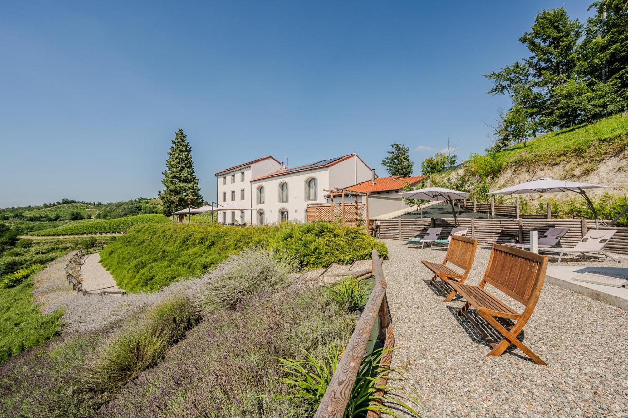 Villa Rocco Country House Ozzano Monferrato Екстериор снимка